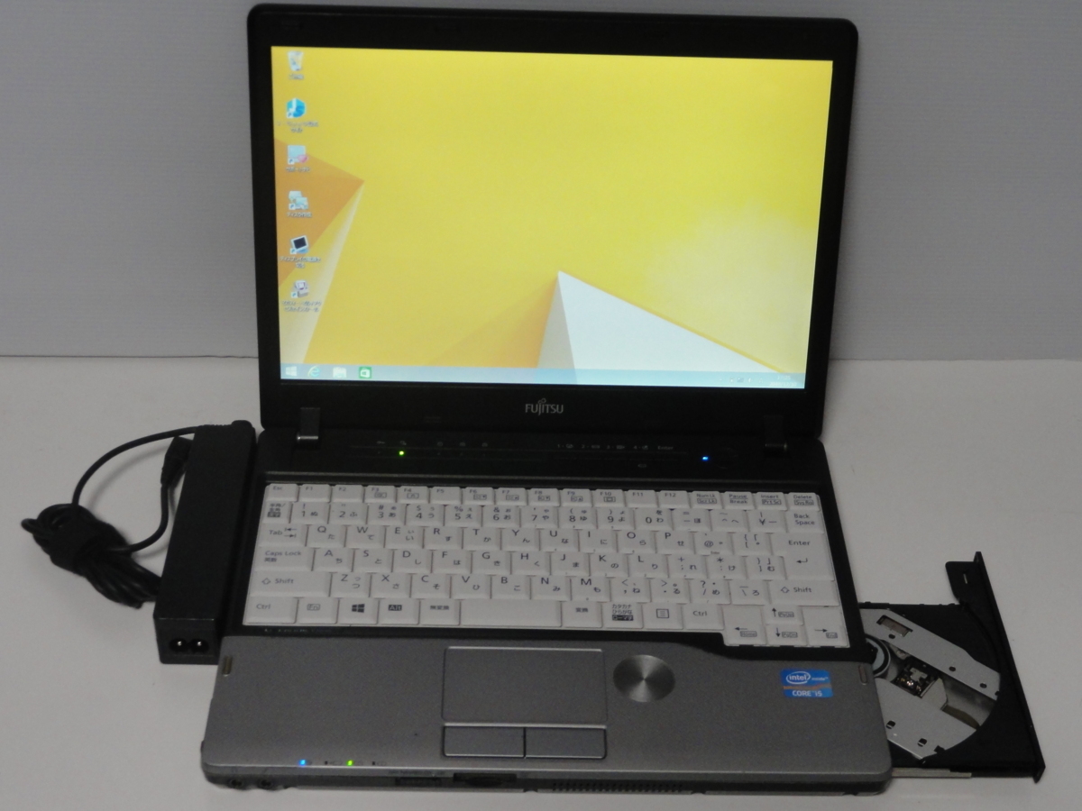 LIFEBOOK 富士通 Core P772⁄G i5 2.7GHz 3340M i5-3340M 2GB P772⁄G