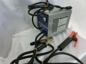 C899□○新ダイワ 交流アーク溶接機 F26 /// 100V/単相200V（新
