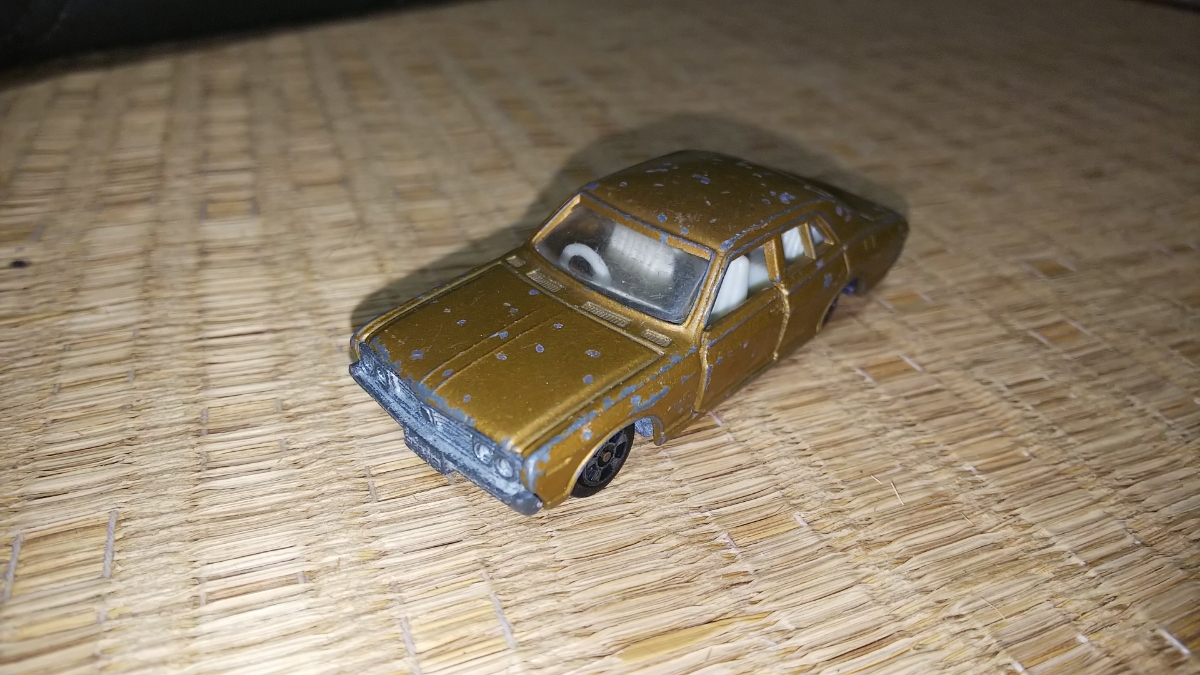 トミカ 香港製 日産 セドリック No.33 ミニカー ジャンク - 買取実績 1 