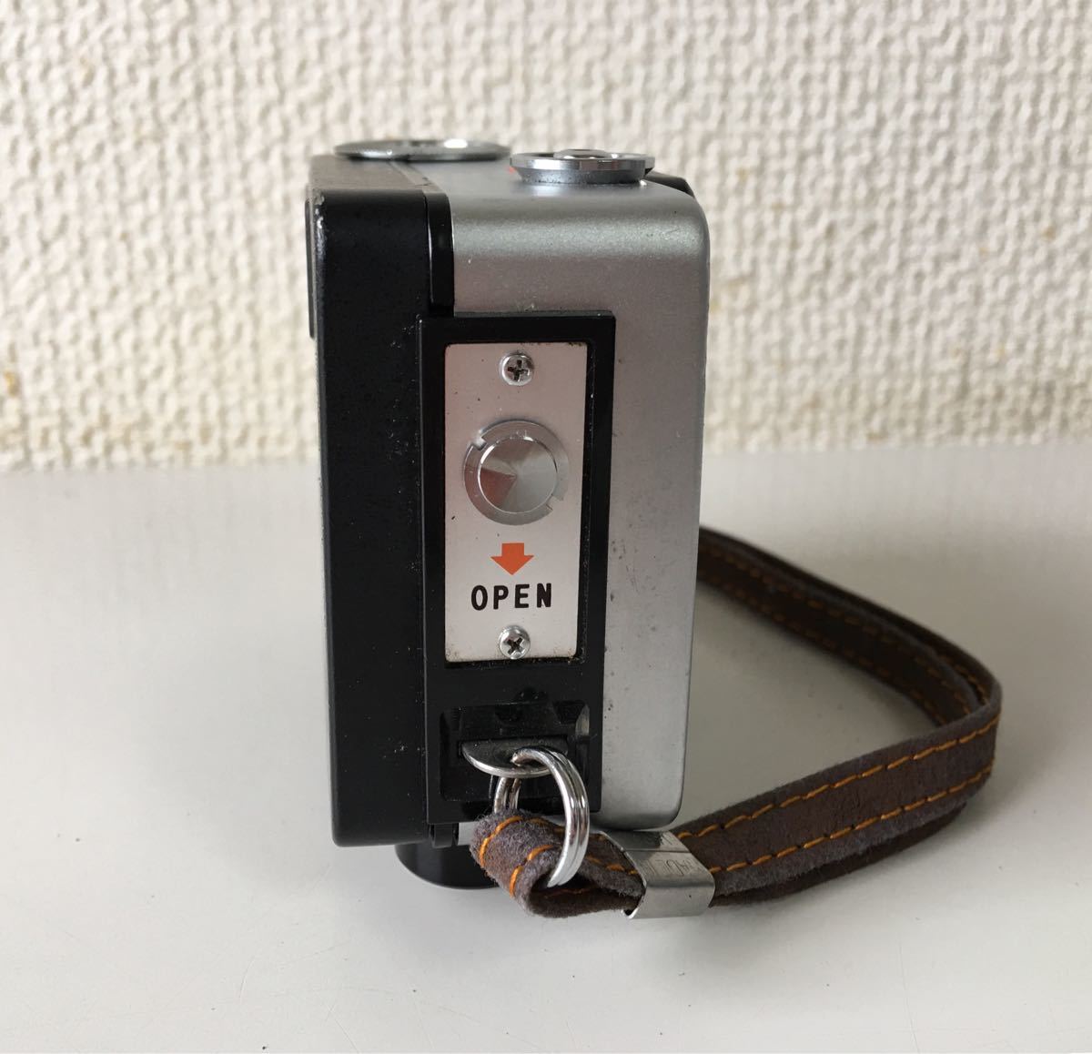 AUTO RICOH リコー HALF オートハーフ E – (ボーダーRed) ハーフカメラ