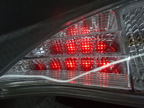 トヨタ純正 ZVW30 プリウス 前期 テールライト テールランプ LEDテール STANLEY 47-37