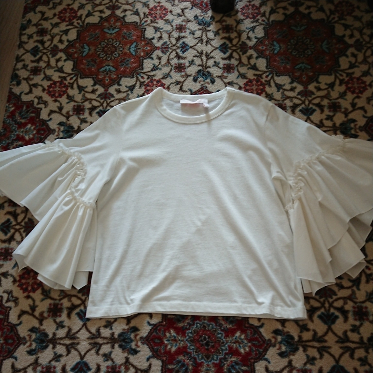 【未使用】SEE BY CHLOE レディースティシャツ 袖フリル Mサイズ