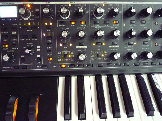１円スタート！★美品★Moog(モーグ) Subsequent 37 中古