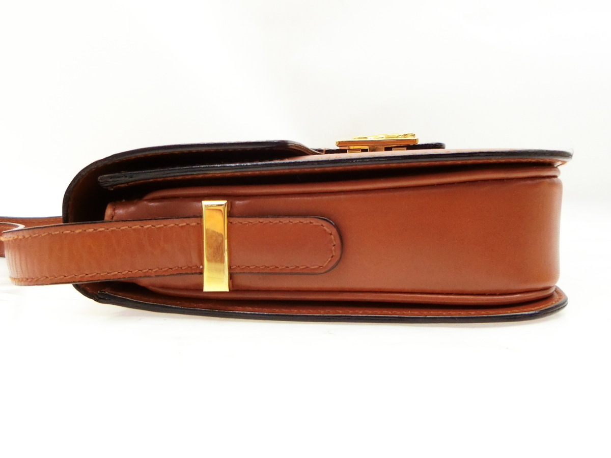 ◇N15959 CELINE セリーヌ 馬車金具 キャラメルブラウン カーフレザー