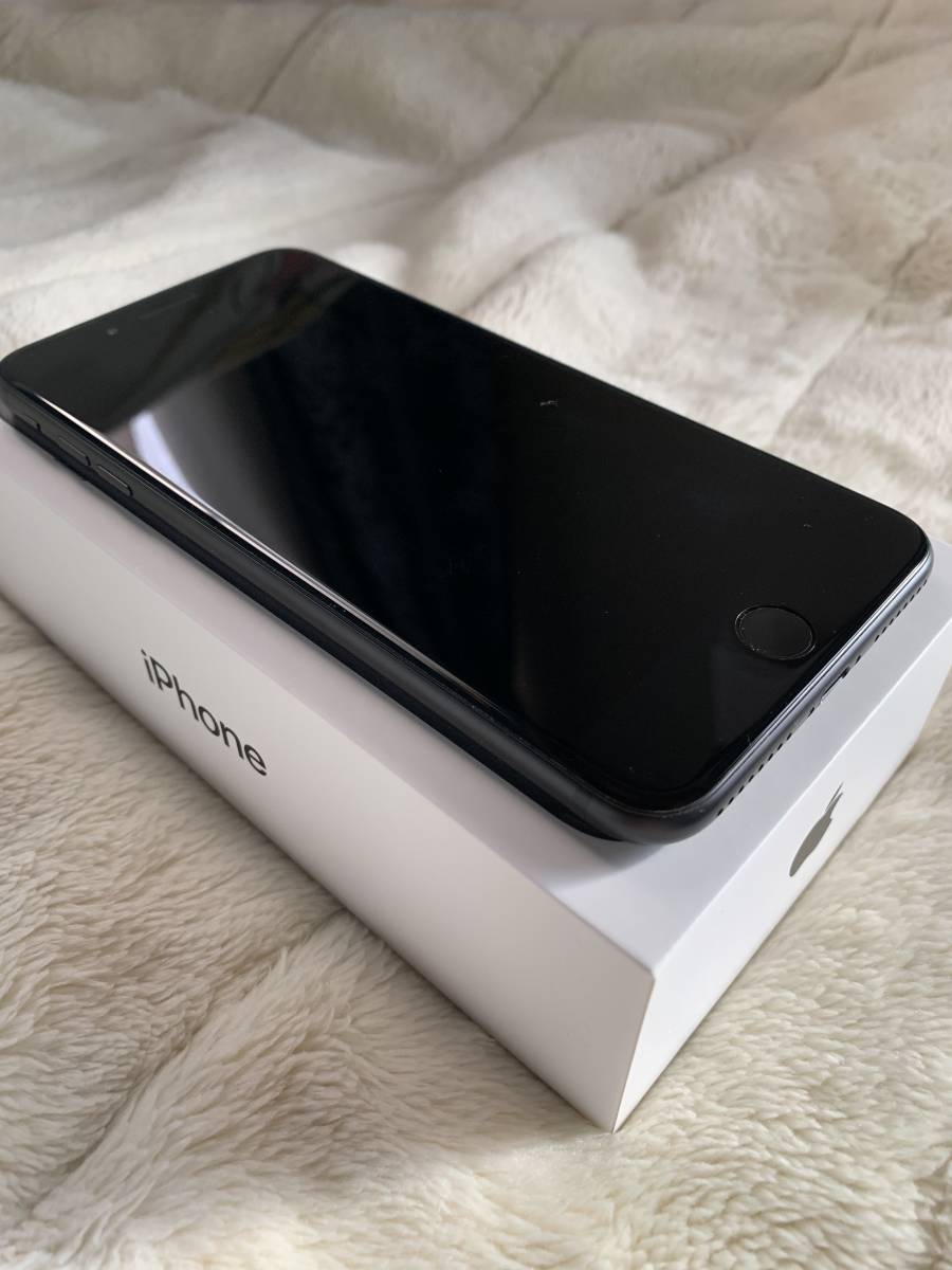 iPhone7 plus 256GB ブラック auモデル SIMフリー 美品