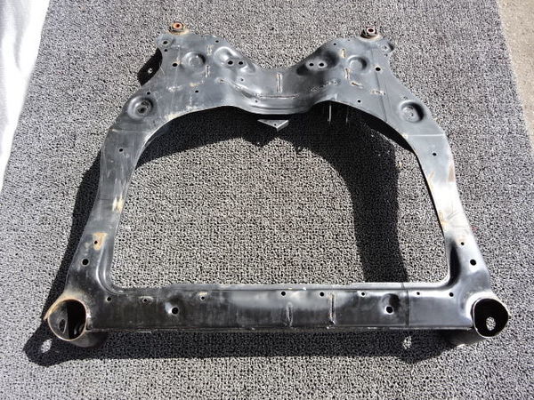 日産純正 E52 エルグランド フロント エンジン サスペンション