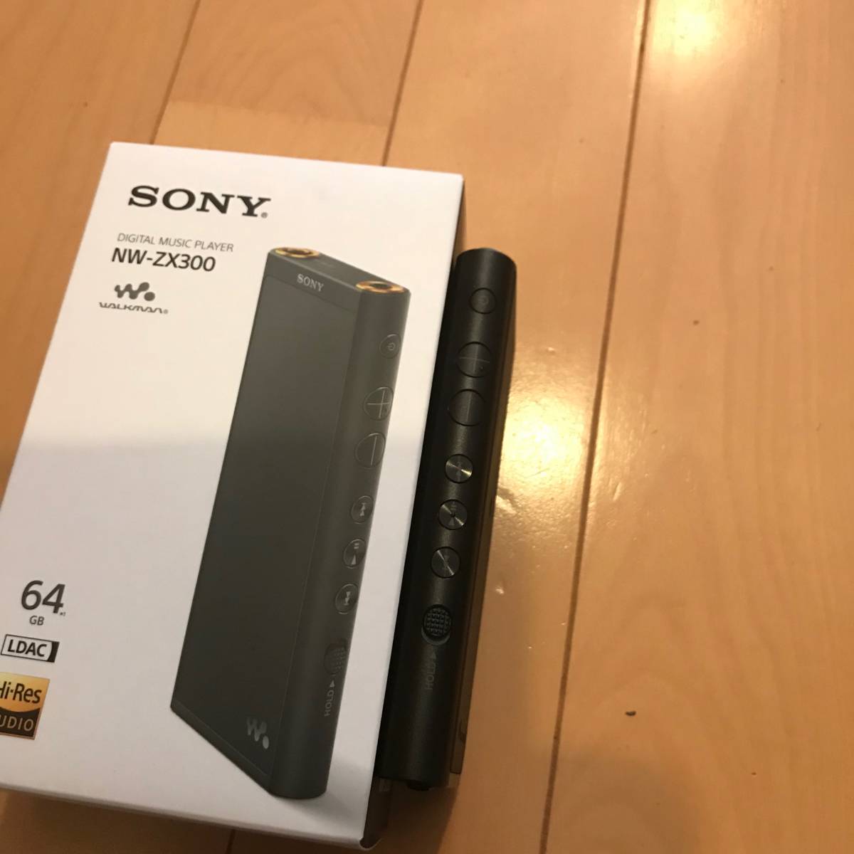 SONY WALKMAN NW-ZX300 64GB 純正レザーケース付属 NW-ZX300 のケース