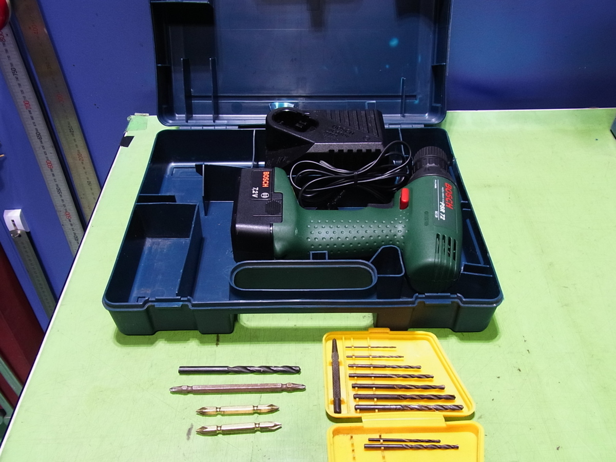 100%新品，安い BOSCH バッテリー ドライバードリル ケースあり 程度良し DIYに(本体)｜売買されたオークション情報、yahooの商品情報をアーカイブ公開 - オークファン ドリルドライバー