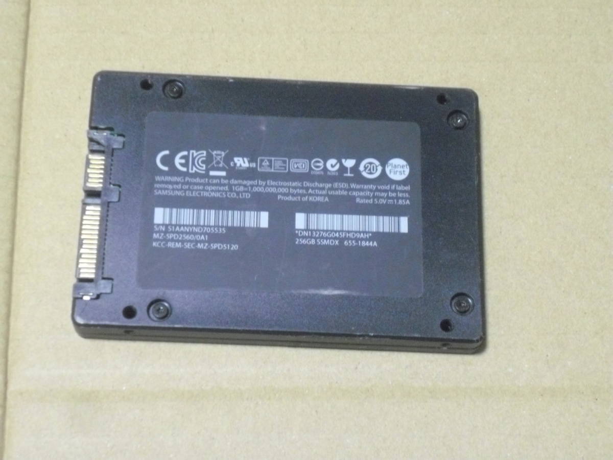 処分!　SSD 251GB APPLE SM256E 使用2820時間_2