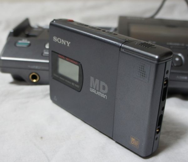 SONY☆ソニー MDウォークマン MZ-R4ST ☆ジャンク☆SONY SONY MZS-R4ST