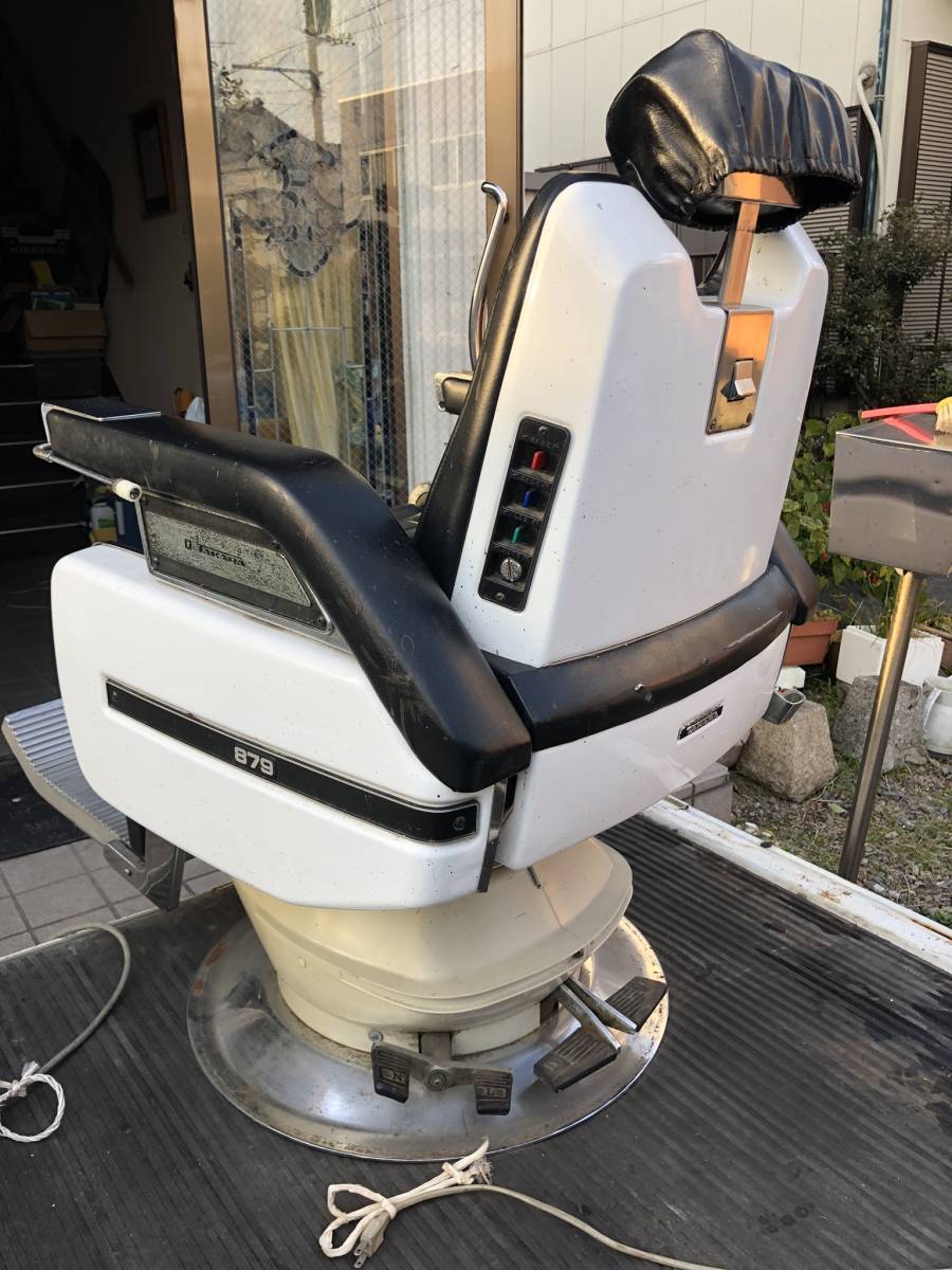 タカラベルモント | 理容椅子 バーバーチェア 879プロスタッフ