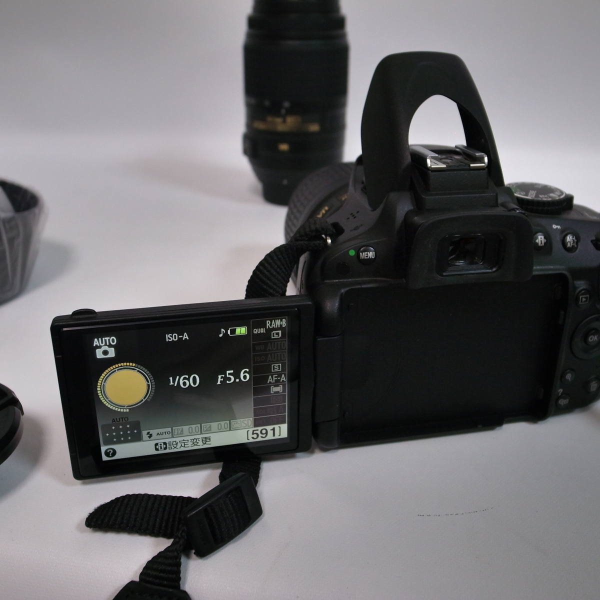 程度良し！ ニコン D5100 ダブルレンズキット 18-55mm 55-300mm W 