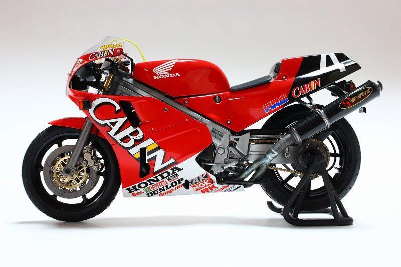 タミヤ 1/12 HONDA VFR750R RC30 鈴鹿8耐 CABIN仕様レプリカ カスタム
