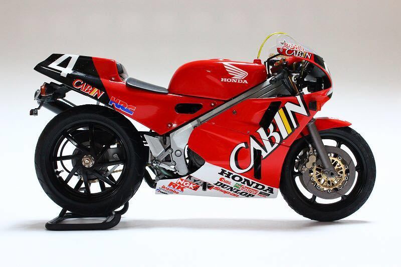 タミヤ 1/12 HONDA VFR750R RC30 鈴鹿8耐 CABIN仕様レプリカ カスタム