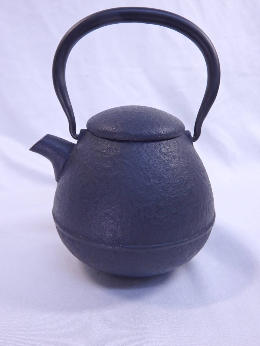  ｔ4321 保管品 たまごのこ 南部鉄器 急須 ティーポット 内側ホーロー仕上げ 茶こしつき ブラック系(鉄瓶)｜売買されたオークション情報、yahooの商品情報をアーカイブ公開 - オークファン 鉄瓶