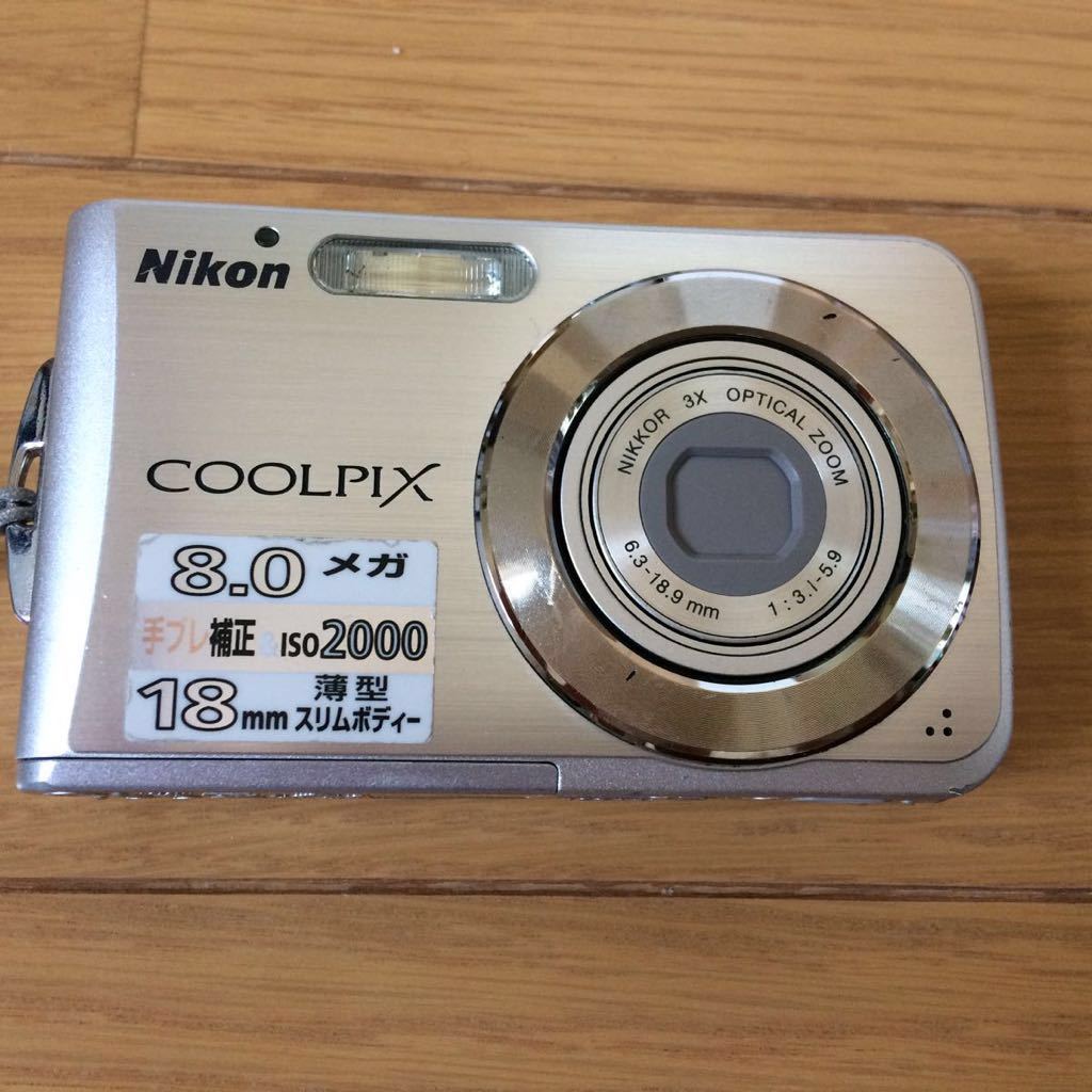 Nikon デジカメCOOLPIX 8.0メガ_1