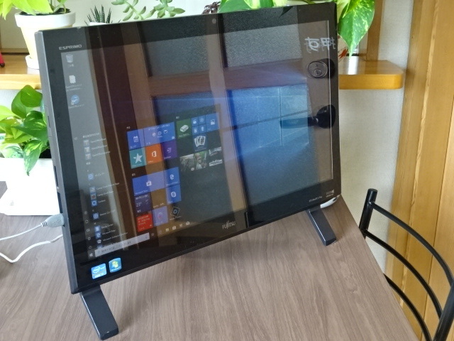 富士通 ESPRIMO FH56/HD Core-i7 3610QM 2.3GHz/8GB/500GB 管理B-96