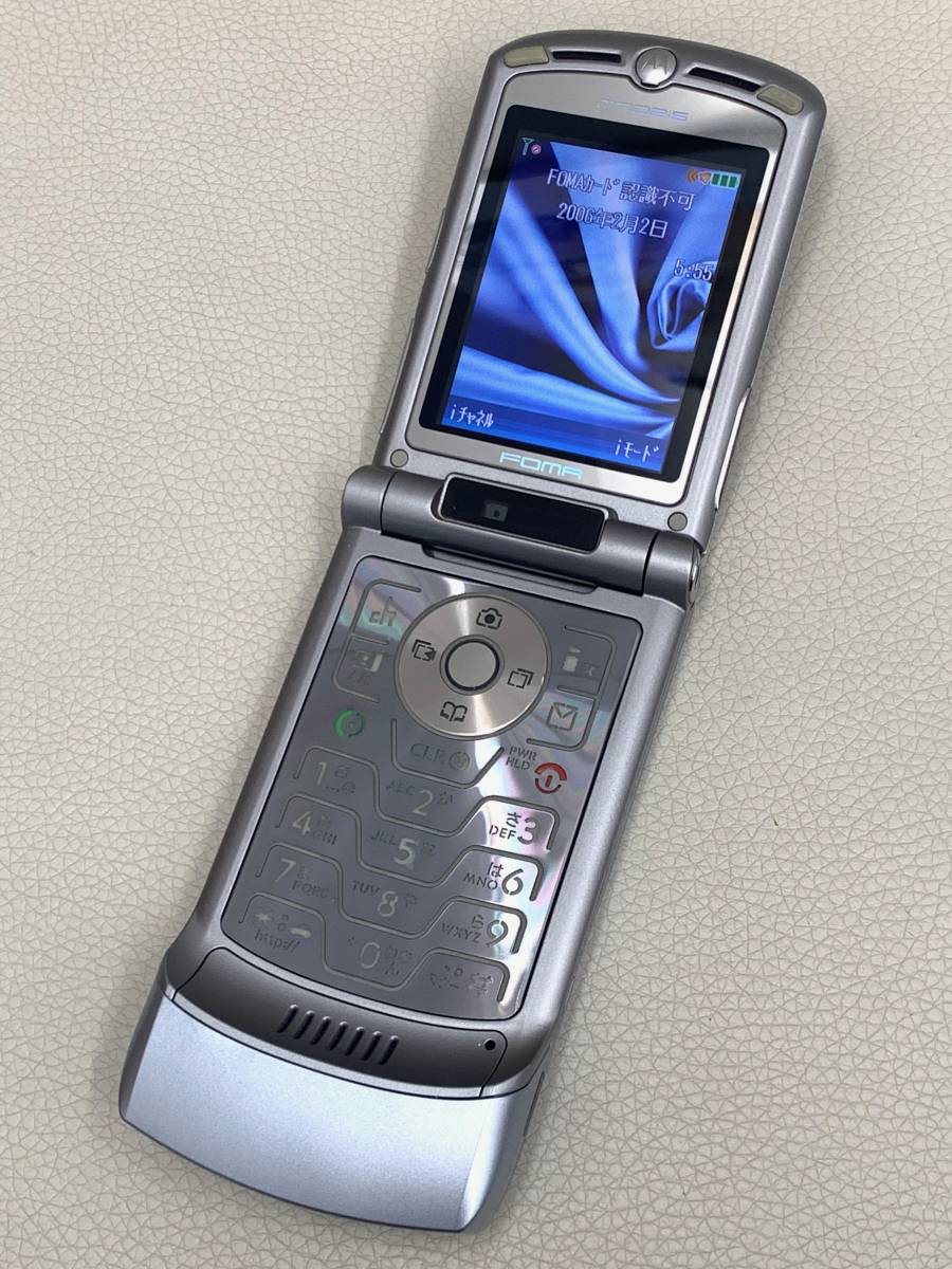 K424 M702iS MOTOROLA モトローラ docomo ドコモ FOMA 携帯電話