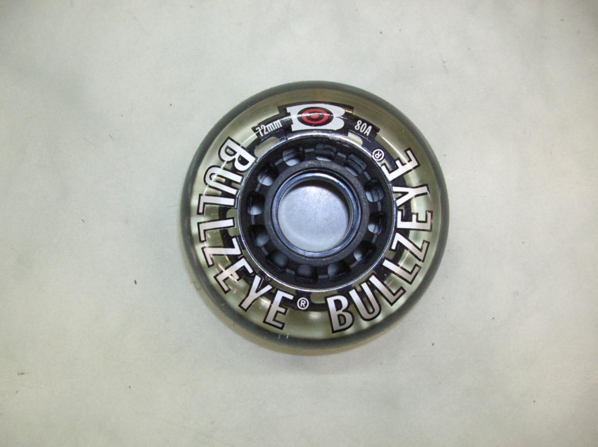  インラインスケート BULLZEYE ウィール８本セット 72ｍｍ 80A(ウィール)｜売買されたオークション情報、yahooの商品情報をアーカイブ公開 - オークファン ウィール