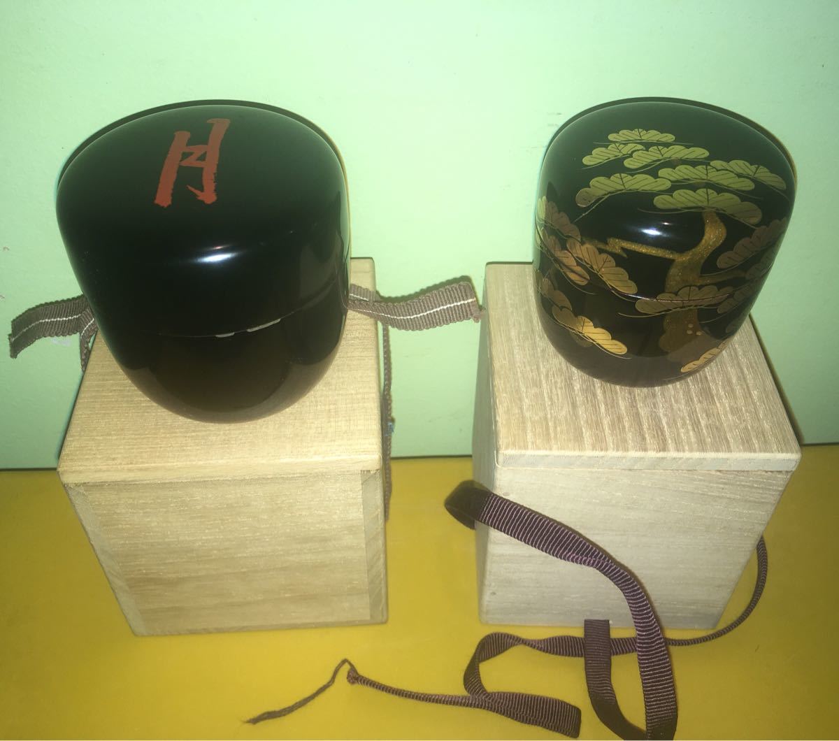 人気セール，セール 棗 2点 黒塗 在銘 樹芳 宗匠 花押 宗豊 箱付き 茶道具 月 松 漆塗 木製 漆器 蒔絵 中棗 なつめ 漆芸(棗)｜売買されたオークション情報、yahooの商品情報をアーカイブ公開 - オークファン 棗