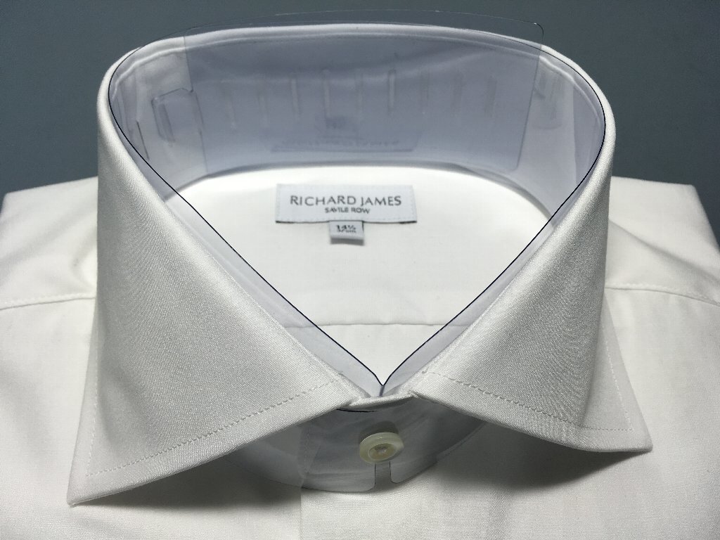 新品　リチャードジェームス（英）　ドレスシャツ　定番白　ネック３７ｃｍ　定価１．４万円を
