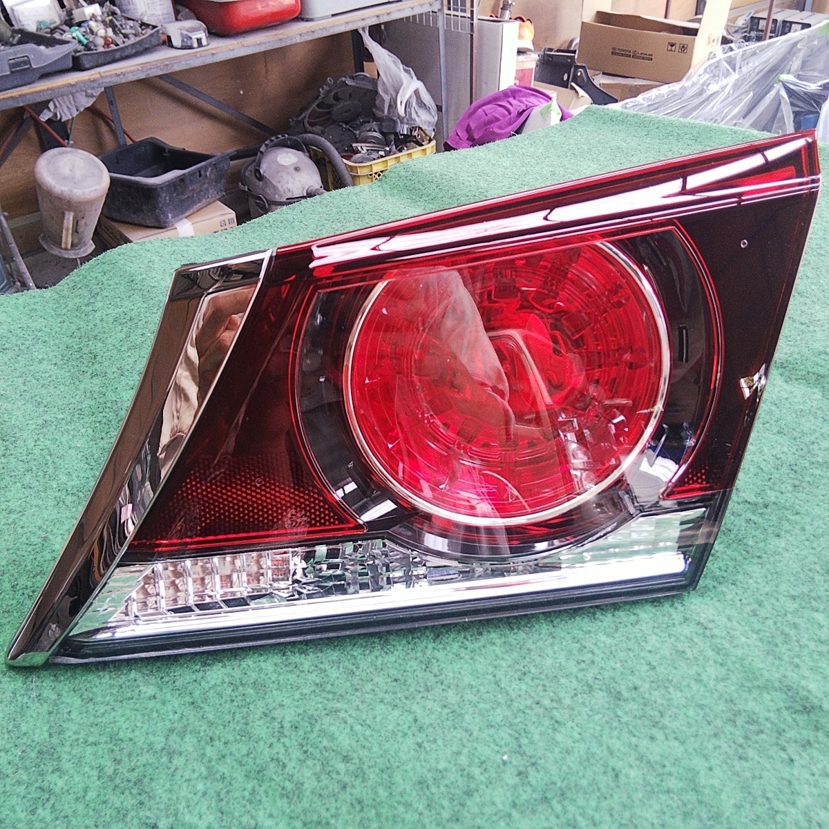 赤字超特価，驚きの破格値，HOT 210系 クラウンアスリート テールレンズ 右側(テールライト)｜売買されたオークション情報、yahooの商品情報をアーカイブ公開 - オークファン トヨタ用