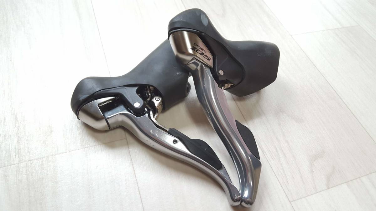 0 ST-5700 Shimano STIレバー STI 10×2速シルバー｜Yahoo!フリマ（旧