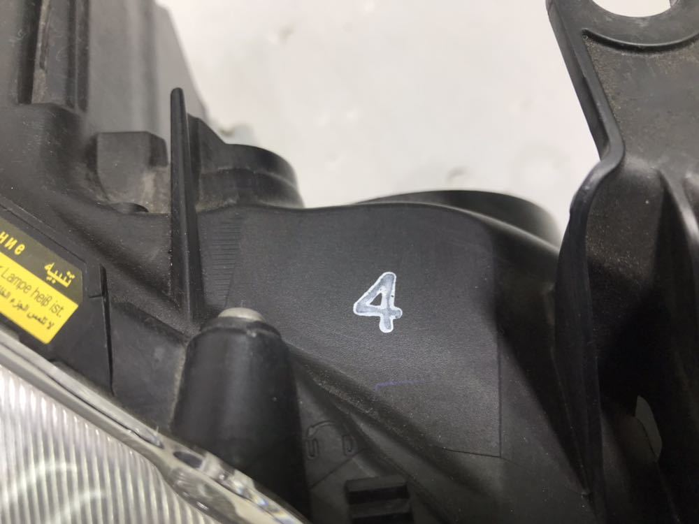 カムリ AVV50 前期 純正HIDヘッドライト左右セット 打刻4 koito33-150 (L19-28) カムリ ヘッドライト LED AVV５０ HIDヘッドライト左右セット 左右