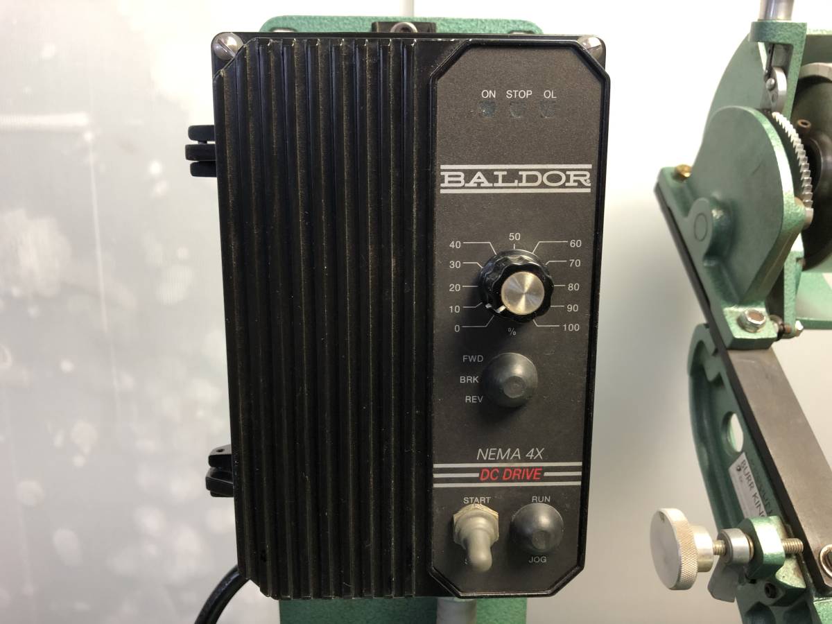 【札幌引取り限定】BURR KING/バーキング ナイフメイキングマシン 960-VARI？ USA製 グラインダー/ベルトサンダー 替えベルト付 中古現状品 BURR KING/バーキング ナイフメーキングマシン ベルトサンダー