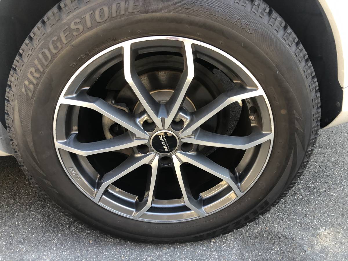 スタッドレス q3 スタッドレスタイヤ ホイール4本セット 