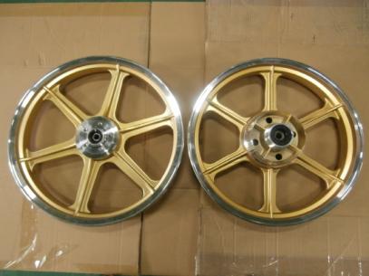 キャスト ホイール ホーク 金 /中古 美品 検;前後BEETバブCB250T