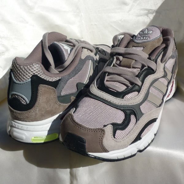 【超激得，お買い得】 定価17660円 アディダス オリジナルス adidas Originals テンパー ラン TEMPER RUN 27.5cm(27.5cm)｜売買されたオークション情報、yahooの商品情報をアーカイブ公開 - オークファン 27.5cm