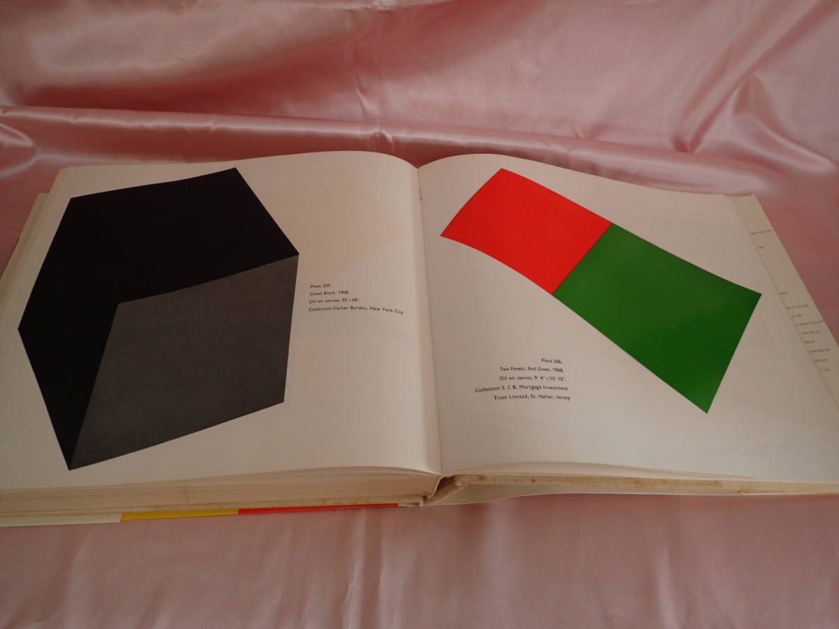 Ellsworth | Kelly PAGE SPREAD OBJECTS & NF Abrams） Kelly