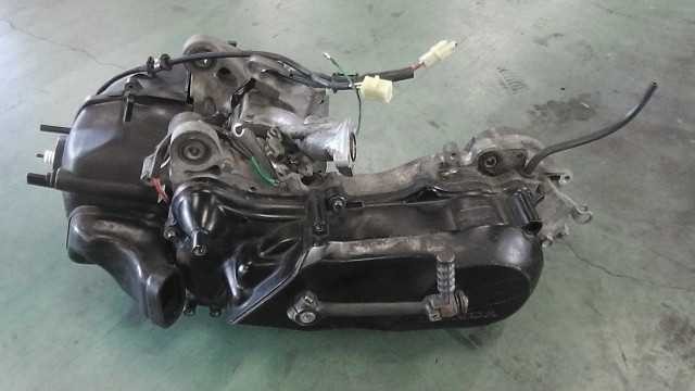 ライブディオZX中期 AF35-1824xxx の エンジン *1573791290 中古
