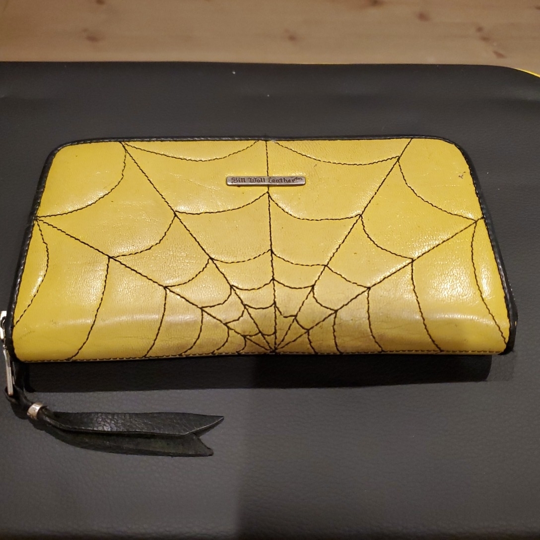 ビル ウォール レザー ラウンドジップ スパイダーウェブウォレット BWL