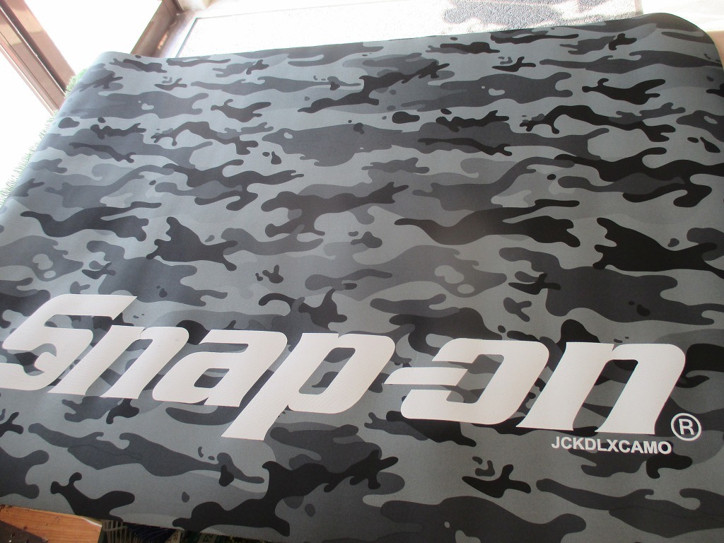 未使用品 Snap-on スナップオン 高耐久性 フェンダーカバー 迷彩柄 カモフラ JCKDLXCAMO