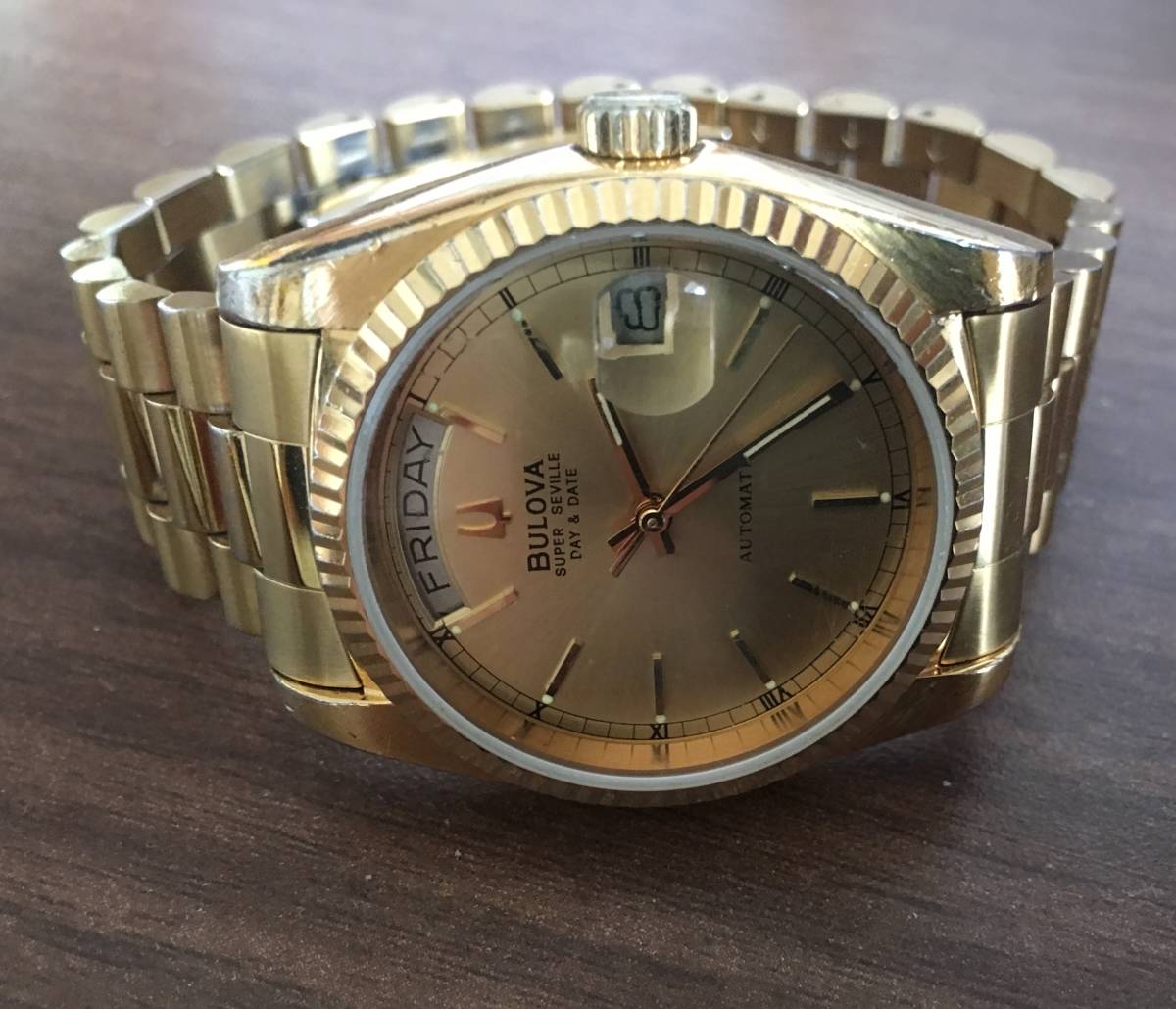 bulova super seville ブローバ スーパーセビル デイデイト ゴールド