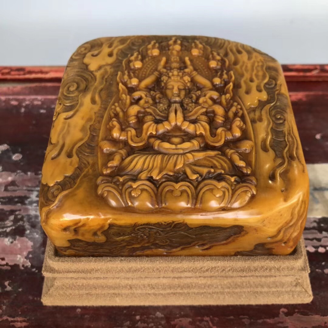寿山石 田黄石 蝉彫刻 在銘 古印材 辛已年作 美術収蔵品 風水開運 中国古美術 寿山石 田黄石 蝉彫刻 在銘 古印材 辛已年作 美術収蔵品 風水開運 中国