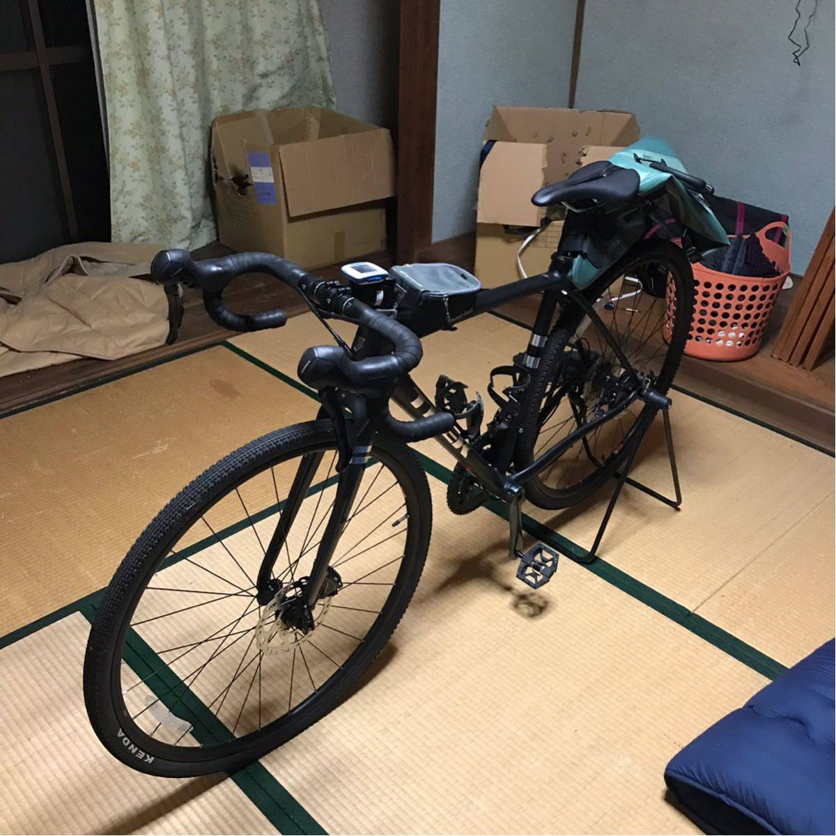 トレック チェックポイントALR4