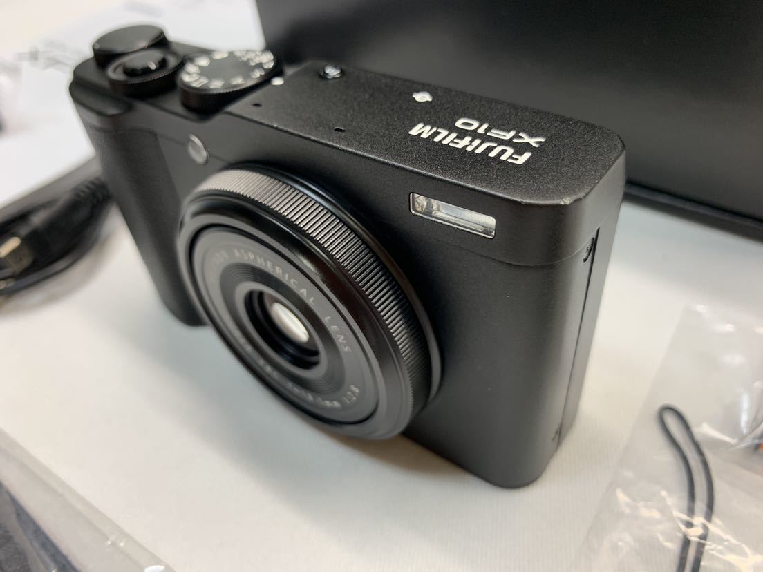 FUJIFILM 富士フイルム XF10 コンパクトデジタルカメラ XF10-B ブラック 中古_4
