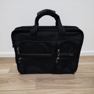 tumi d4のYahoo!オークション(旧ヤフオク!)の相場・価格を見る｜Yahoo 