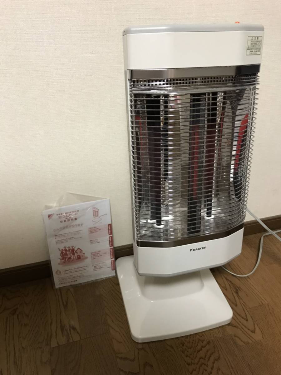 【送料込】美品　ダイキン 遠赤外線暖房機セラムヒート ERFT11KS_1