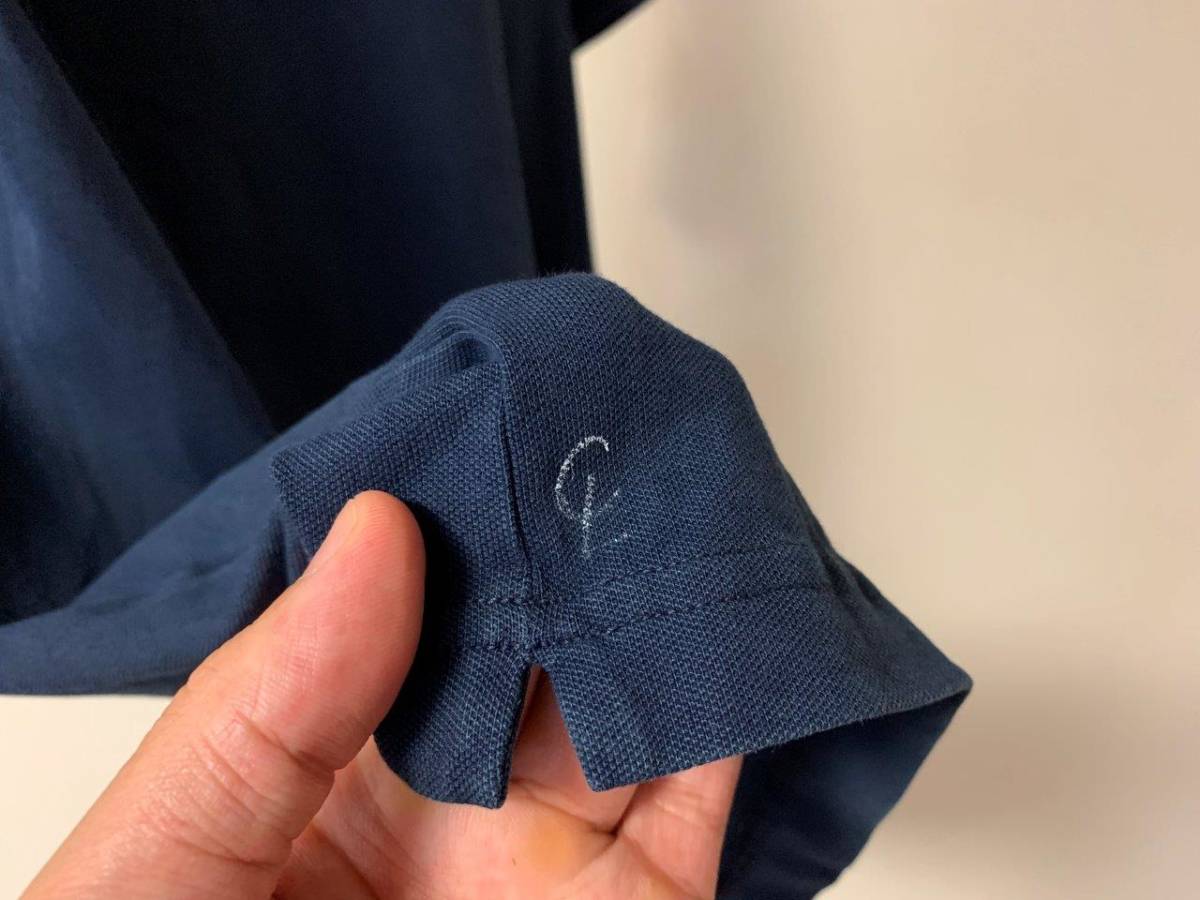 ポロシャツ MONCLER (モンクレール) モンクレール サイズ:Ｌ グレー アイコンワッペンポロシャツ ワンポイント 半袖 中古・古着通販MONCLER | 肩の刺繡ロゴ Polo 100%綿生地 ブラック ポロシャツ（シャツ・ブラウス