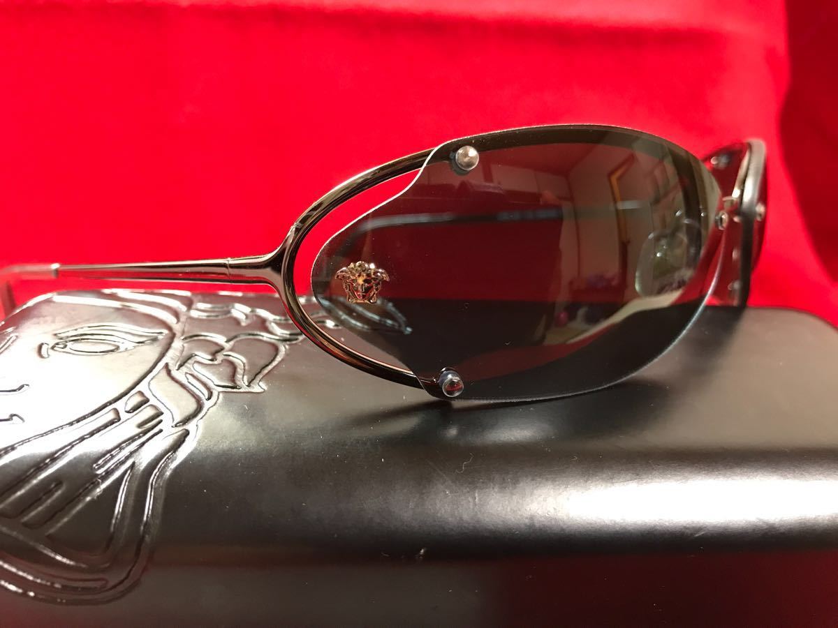 VERSACE サングラス「Gacktさん着用モデル」 Gackt着用モデル
