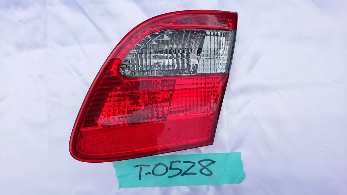 ベンツ Cクラス W205 純正テールランプ 右 A2059061457 美品② 純正 