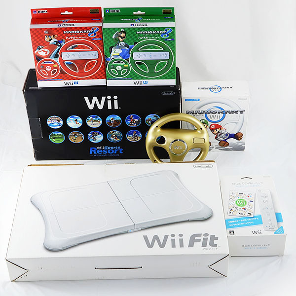 【2026春夏】 Nintendo Wii 本体一式 & リモコン4個 & ハンドル4個 & ヌンチャク3個 & バランスWiiボード ソフト4本付き セット み R2484(Wii本体)｜売買されたオークション情報、yahooの商品情報をアーカ Wii本体