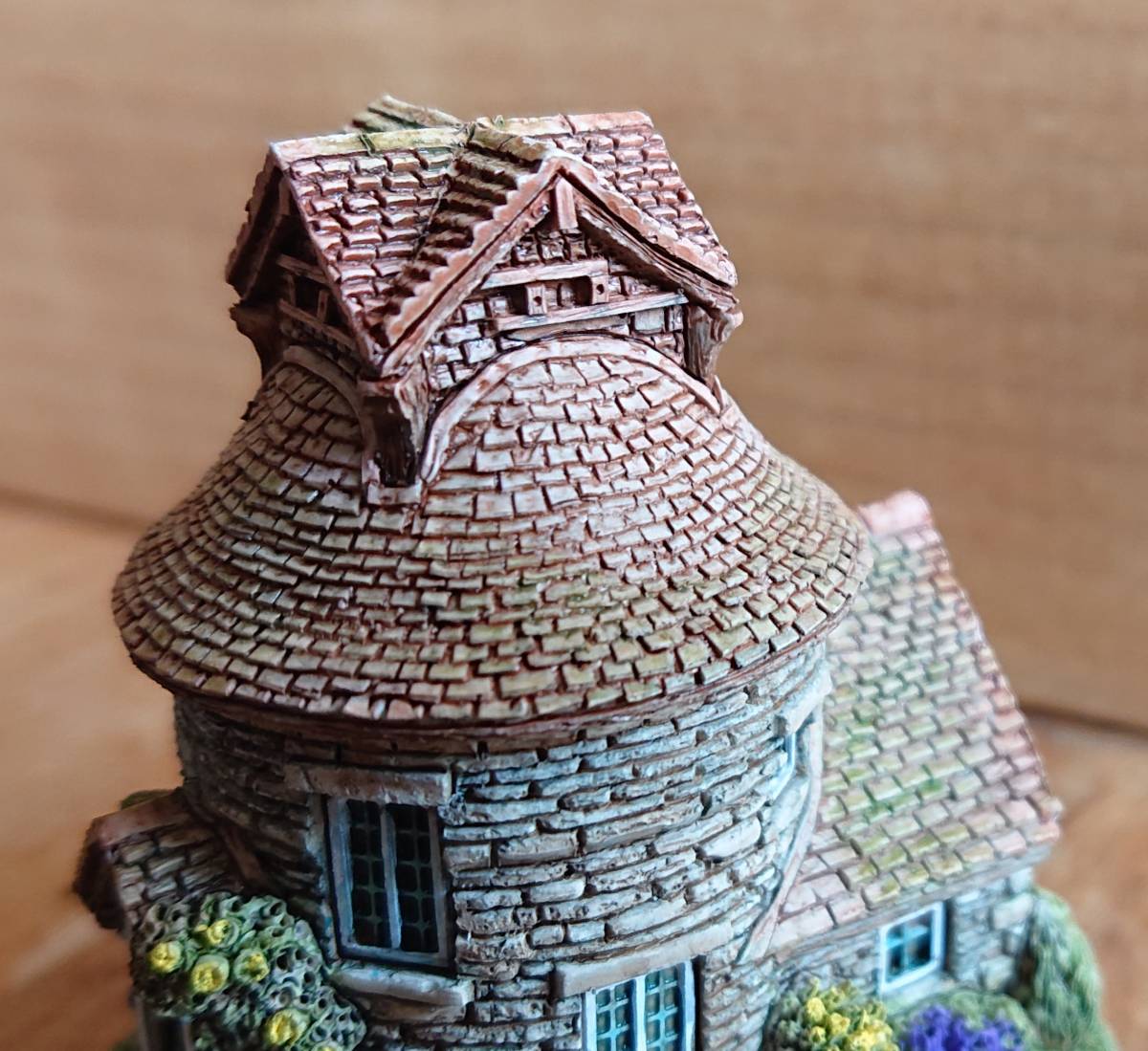 リリパットレーンMarigold Meadow Lilliput Lane イギリス製 Lilliput Lane MANX DOVECOTE 2008 リリパットレーン IOM