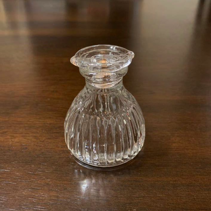 小さなガラスの醤油入れ ミニ醤油さし コロンと可愛いガラスボトル 調味料入れ 売買されたオークション情報 Yahooの商品情報をアーカイブ公開 オークファン Aucfan Com