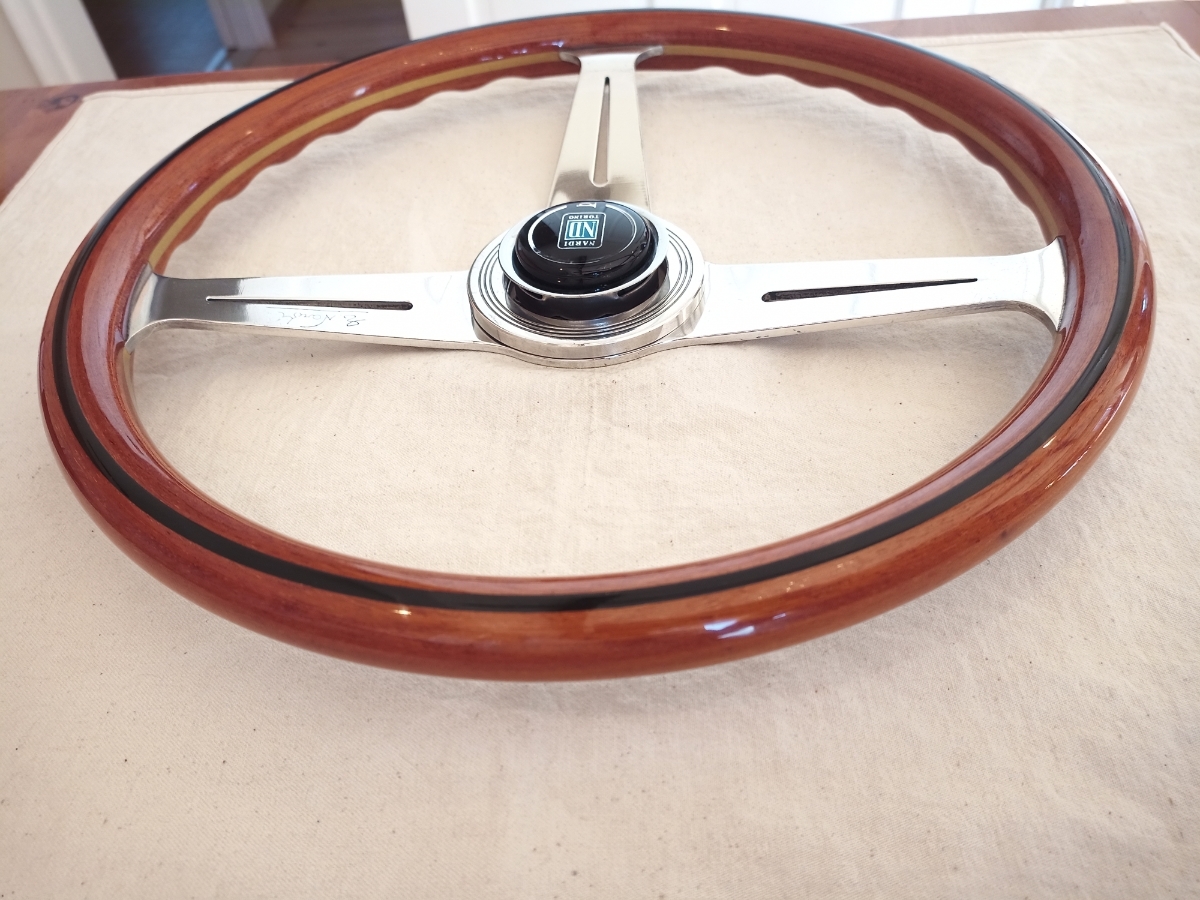 NARDI ウッドステアリング 36パイ ナルディ クラシック ウッド 36の 