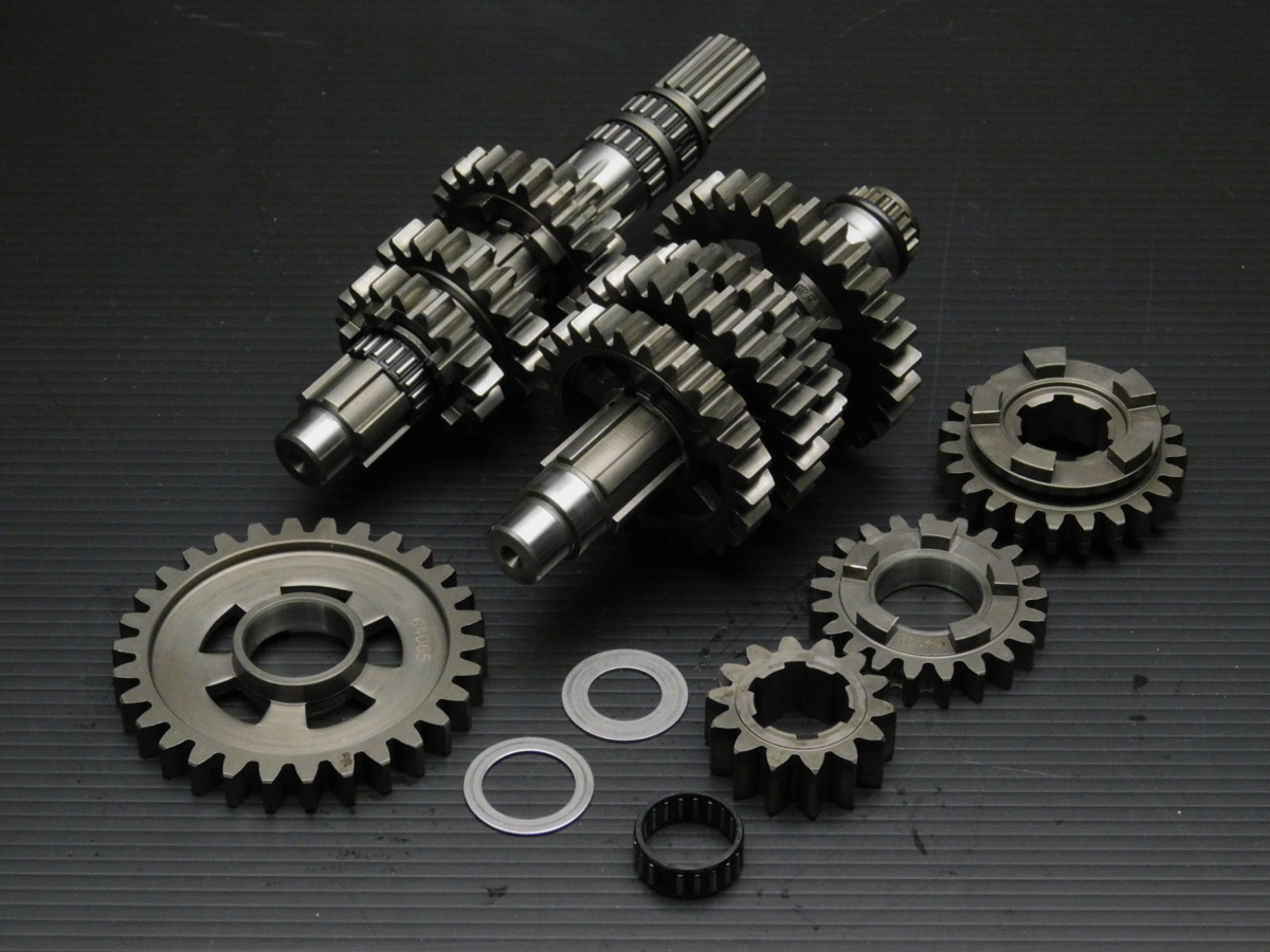 SUZUKI GT380 ドリブンギア 社外 オリジナル商品 12571-33032 統一品番